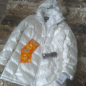 🆕 NWT Luxury Season Premiere Amanda White Down Winter ❄️ Jacket Coat + Sunglass